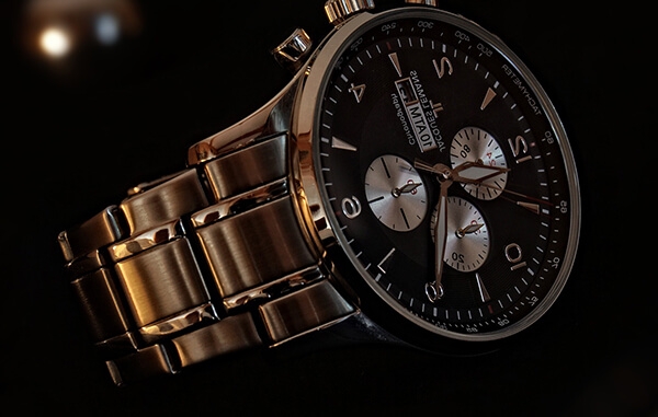 Luksusa rokas pulkstenis – klasiska vērtība